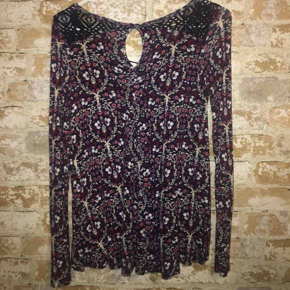 Aeropostale multi-colored shirt - Picture 2 of 2